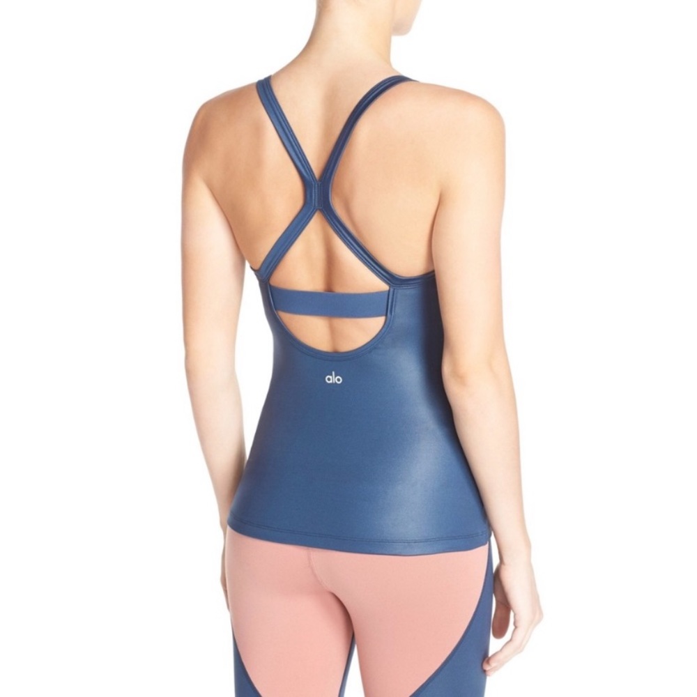 ALO Yoga Glossy Reflection tank